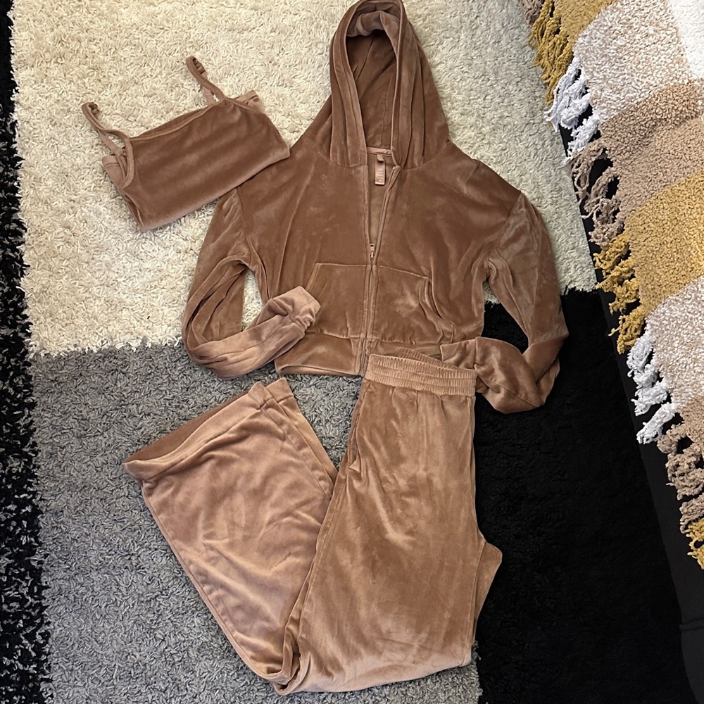 SKIMS Tan Wide Leg velour Jumpsuit Set